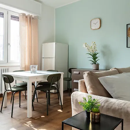 Διαμέρισμα Zona Citylife Ampio Per 5 Con Balcone *