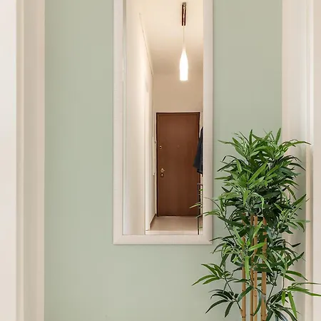 Zona Citylife Ampio Per 5 Con Balcone *